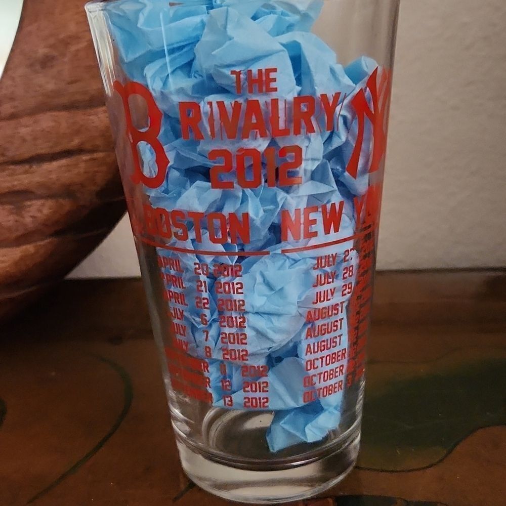 Boston Red Sox vs. New York Yankees 2012 Rivalry Glass Cup 14 oz.